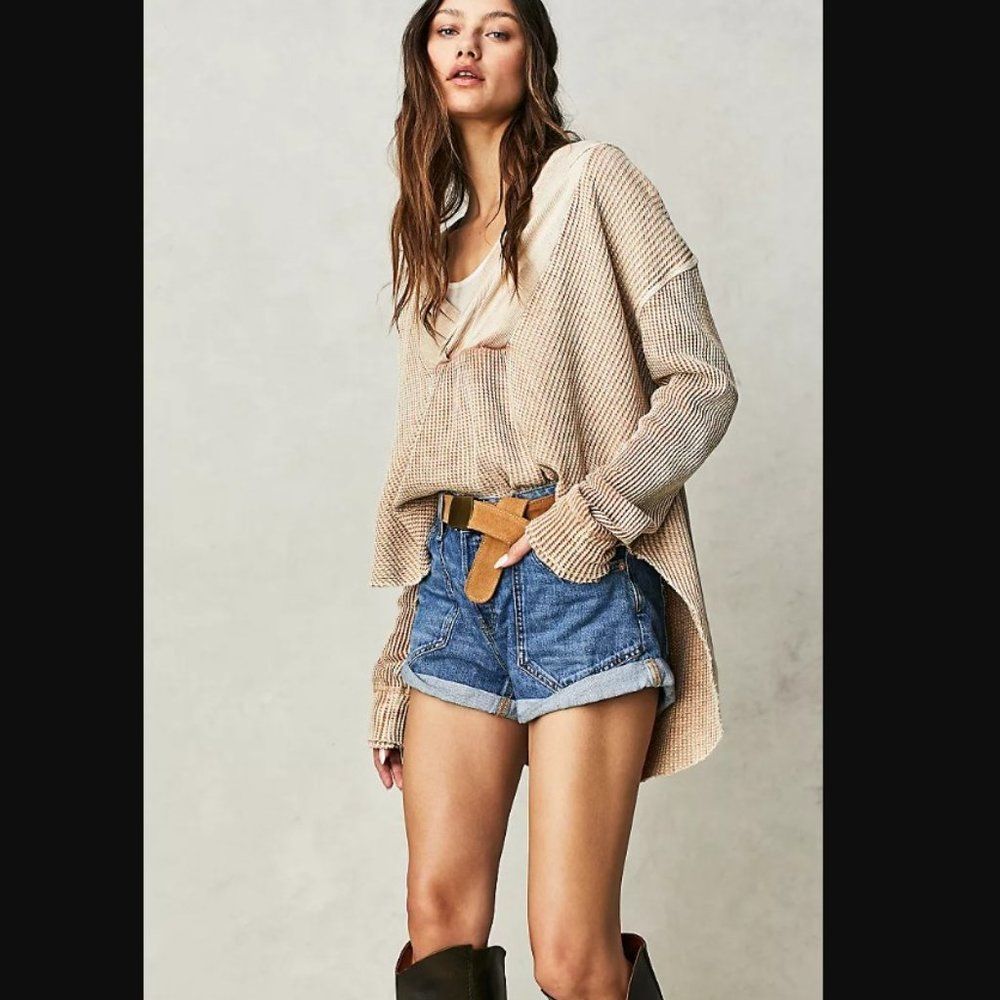 Free People We The Free Beginners Luck Slouch Shorts in Felicity Wash